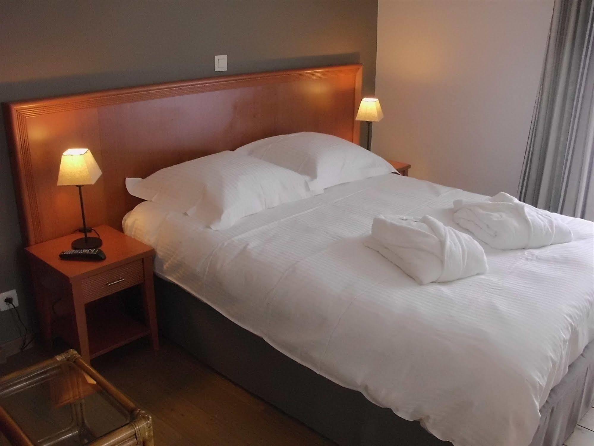 Hotel Le Fournil ルデュ エクステリア 写真